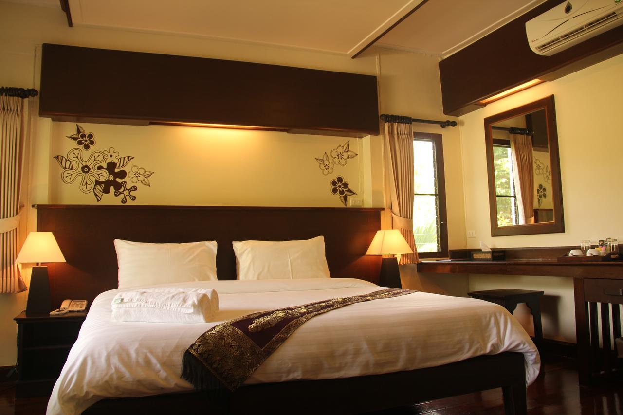 Lah Own Khaolak Resort Khao Lak Exterior photo